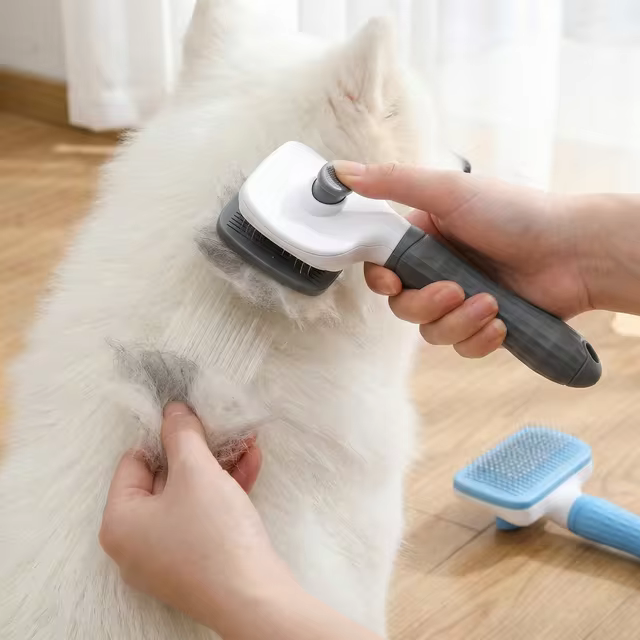 PetsAmuse™ Self-Cleaning Pet Grooming Brush - Image 4